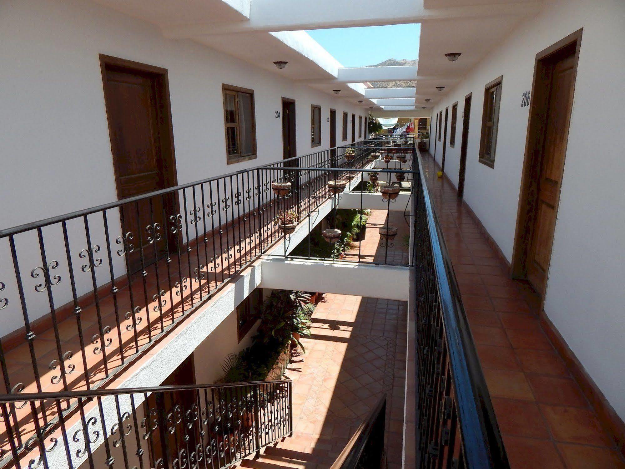 Hotel Cabo Cush Cabo San Lucas Zewnętrze zdjęcie